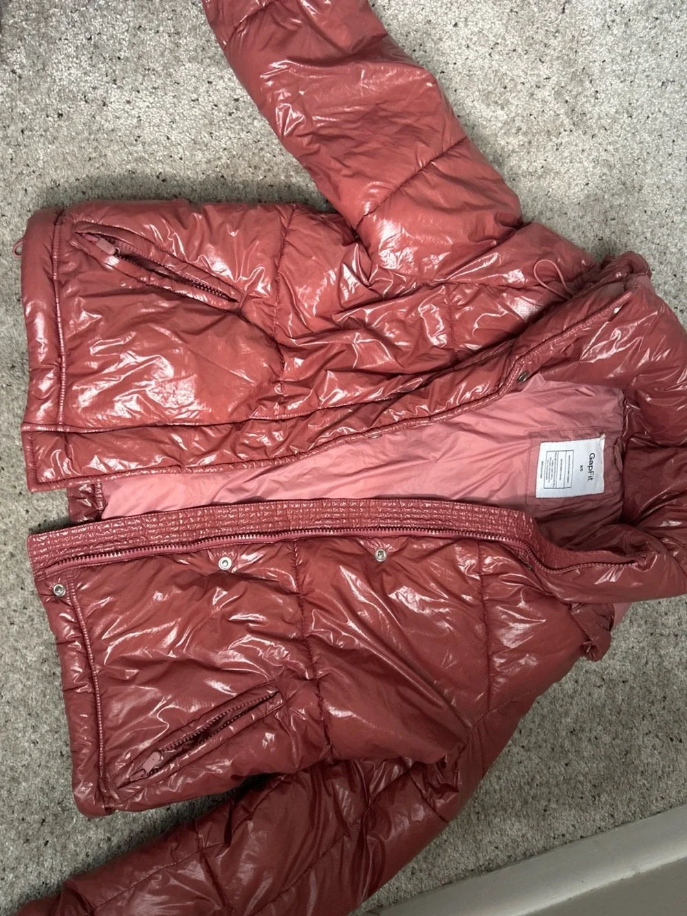 GAP glossy puffer